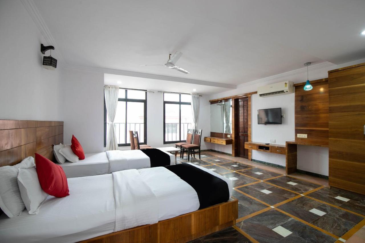 Collection O 49275 Hotel Suman City Gandhinagar Eksteriør billede