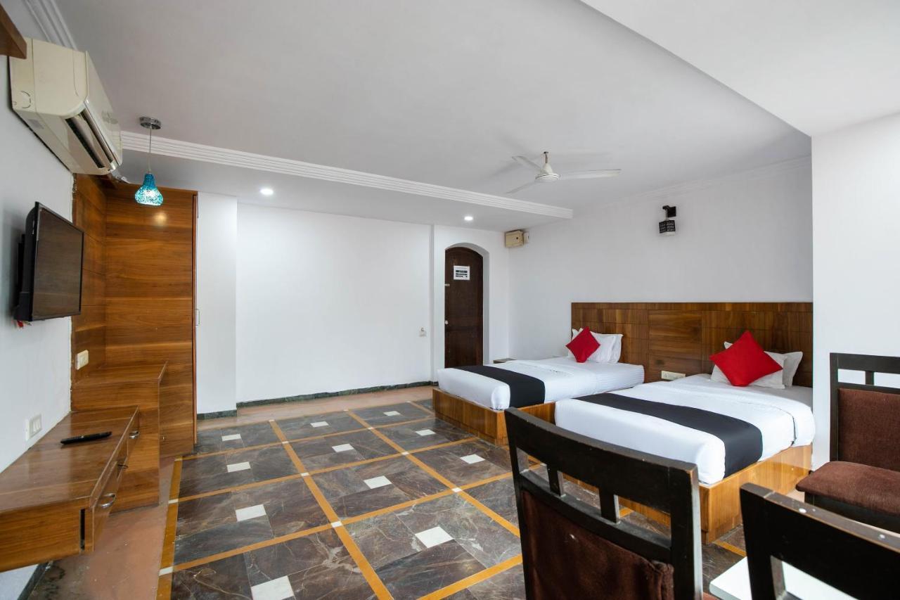 Collection O 49275 Hotel Suman City Gandhinagar Eksteriør billede